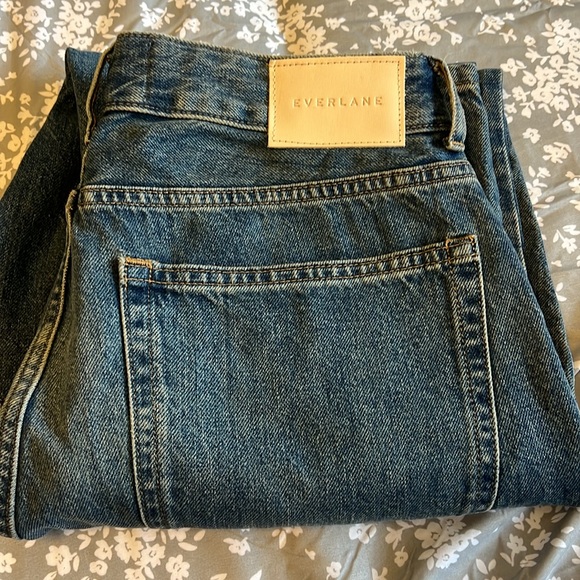 Everlane Women’s Curvy 90s Cheeky Straight Jeans - Picture 8 of 8